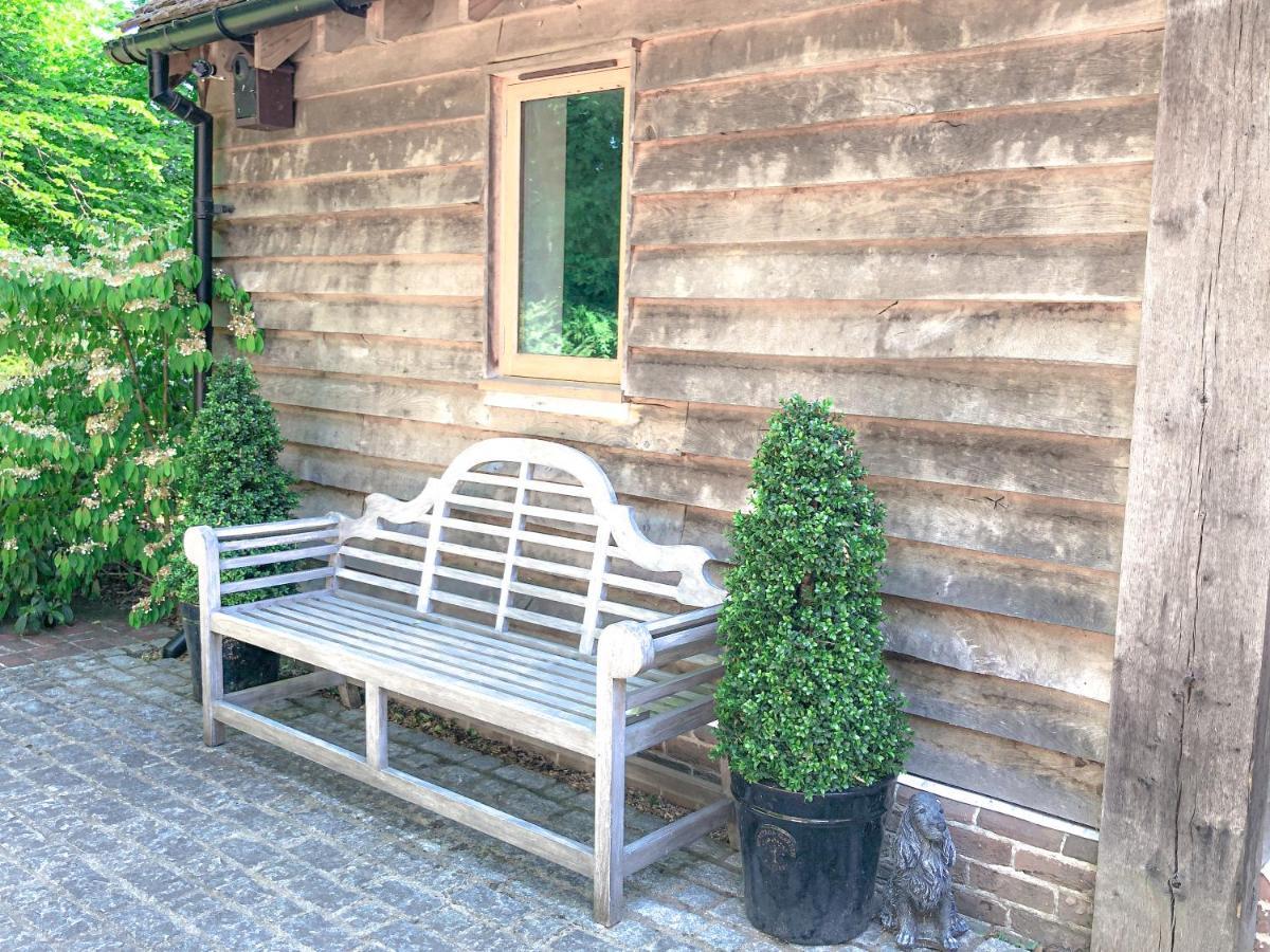Hertford Barn Conversion Bagian luar foto