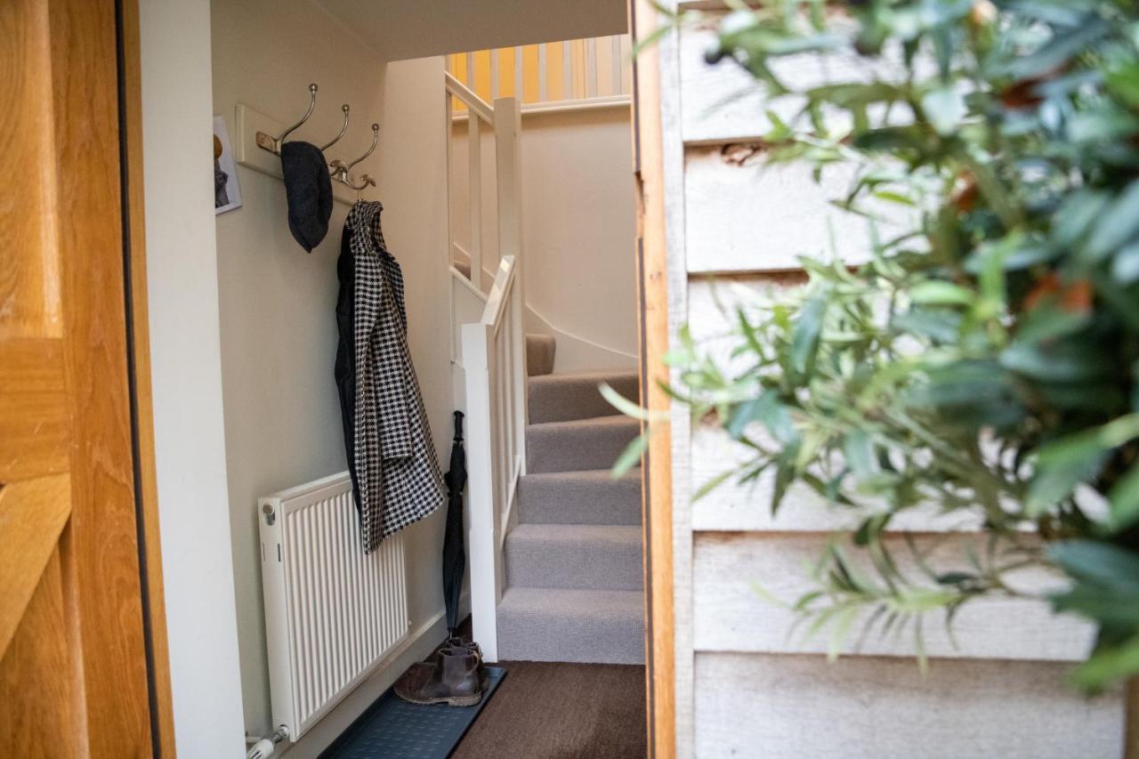 Hertford Barn Conversion Bagian luar foto